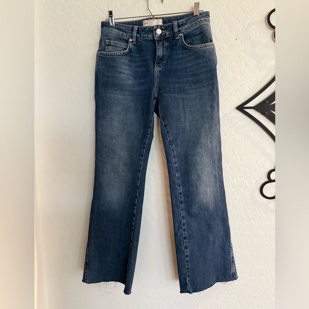 FREE PEOPLE Rita Crop Flare Jeans - Size 26R - Picture 4 of 7